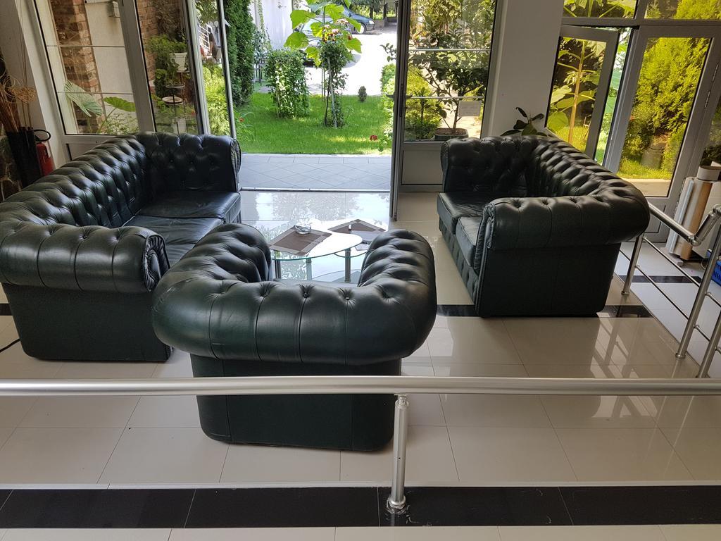 Lira Inn Nis Bagian luar foto