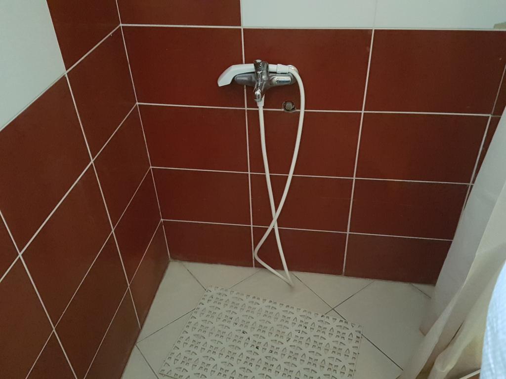 Lira Inn Nis Bagian luar foto