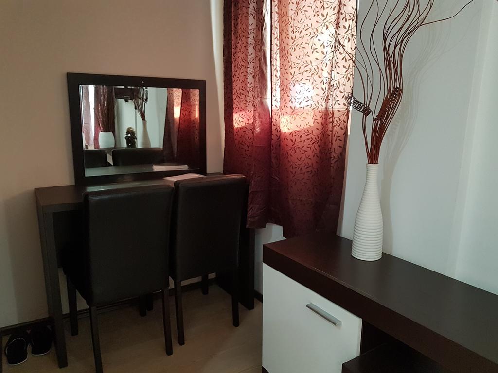 Lira Inn Nis Bagian luar foto